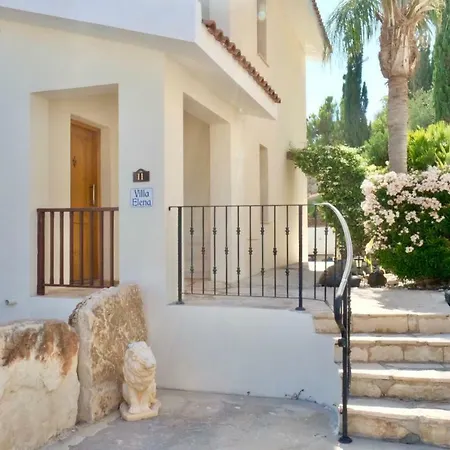 Villa On The First Line *